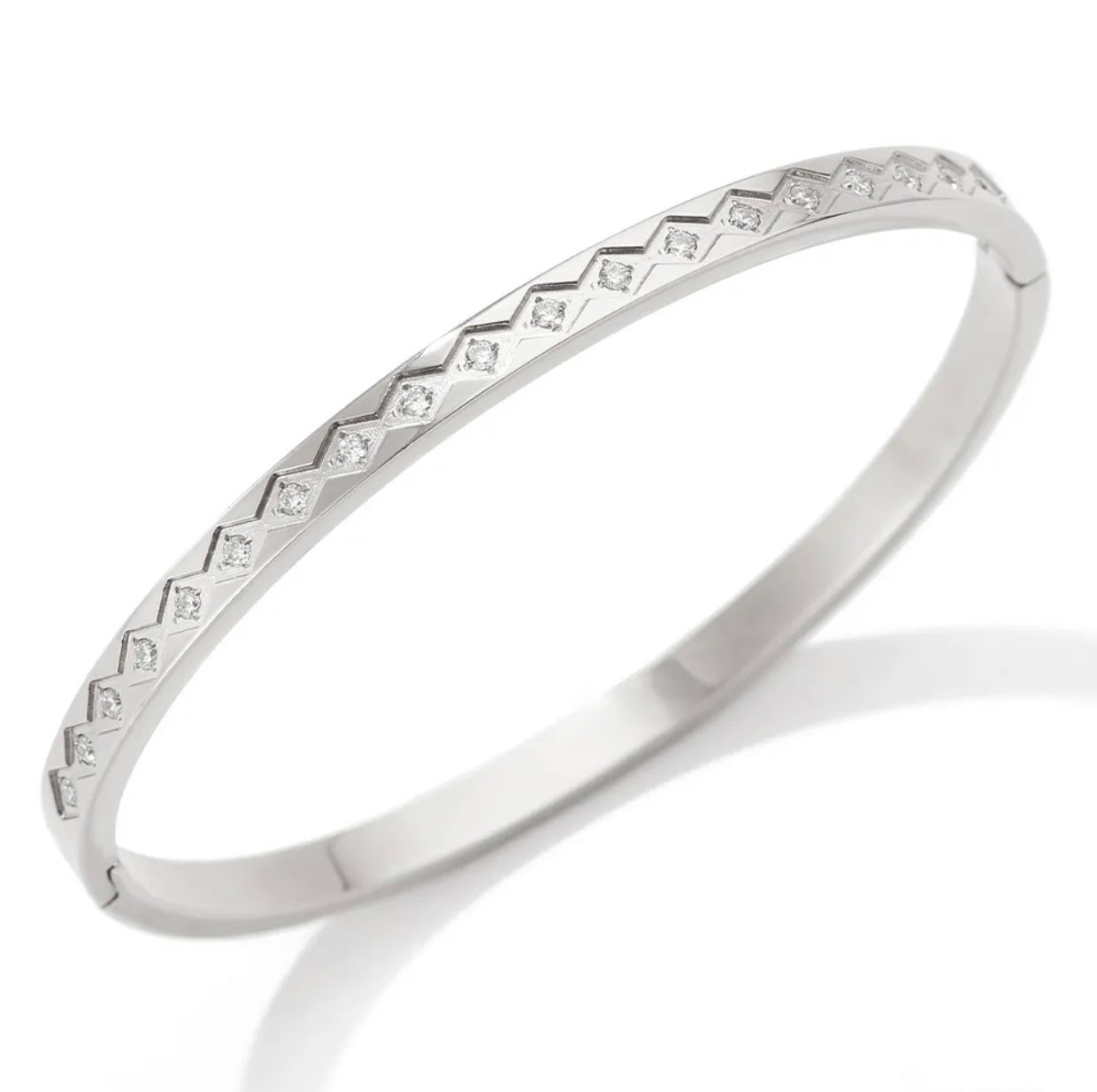 AURORA BANGLE