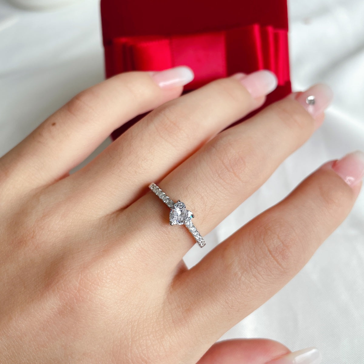 AMARA RING