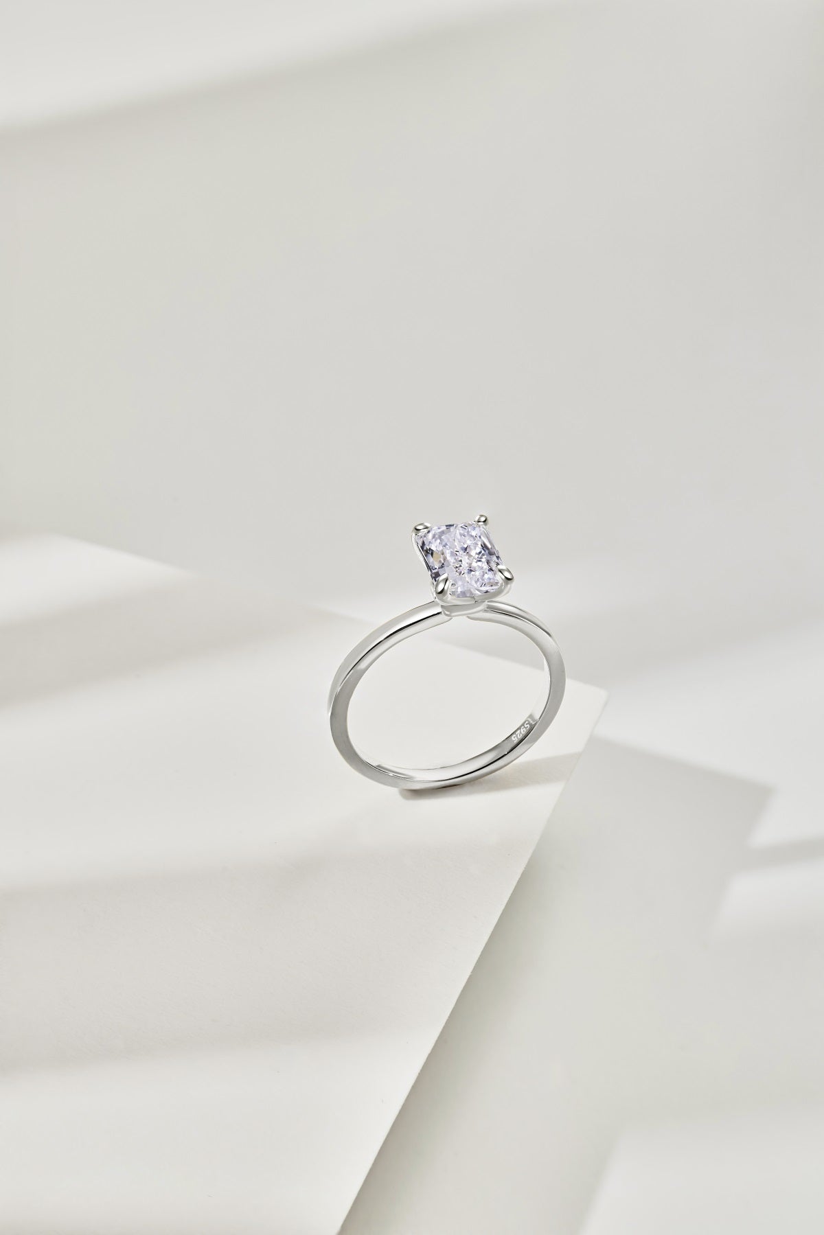MONTE CARLO RING - SILVER SOLITAIRE