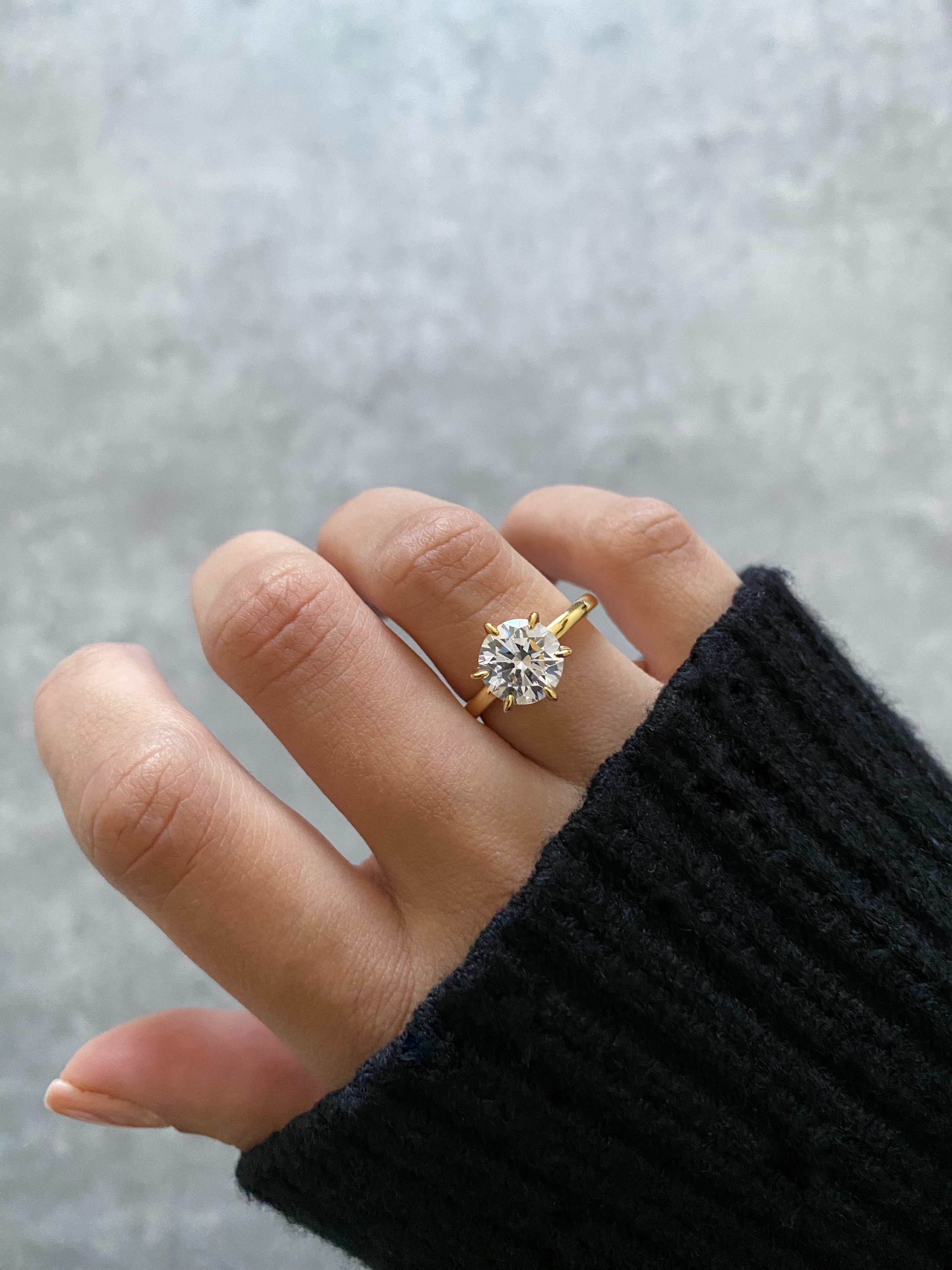 EVA GOLD SOLITAIRE RING